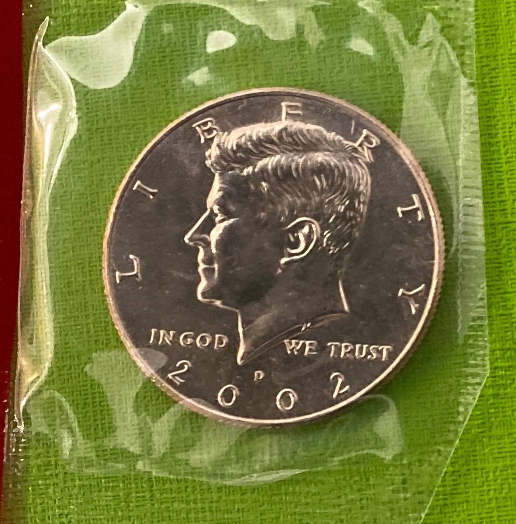 Монета США 50 центів 2002 р. UNC в (запайці)