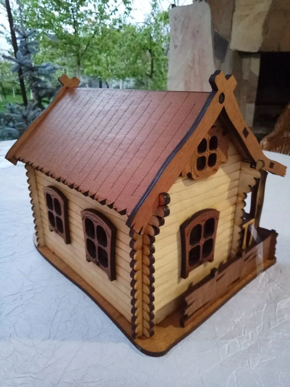 Декоративна дерев'яна підставка для пляшки Будиночок зі стопками, Хатинка, фото 1