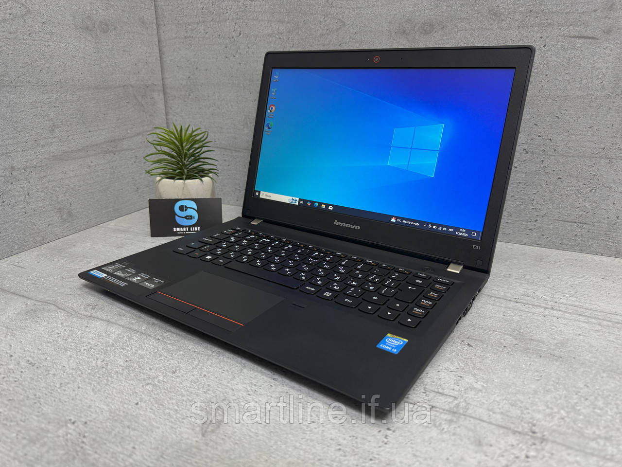 128gb ssd 13.3” Мультимедійний ноутбук Lenovo Леново E31-70 i3-5005U