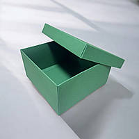 Коробка подарункова з кришкою (150х150х80мм.) зелена