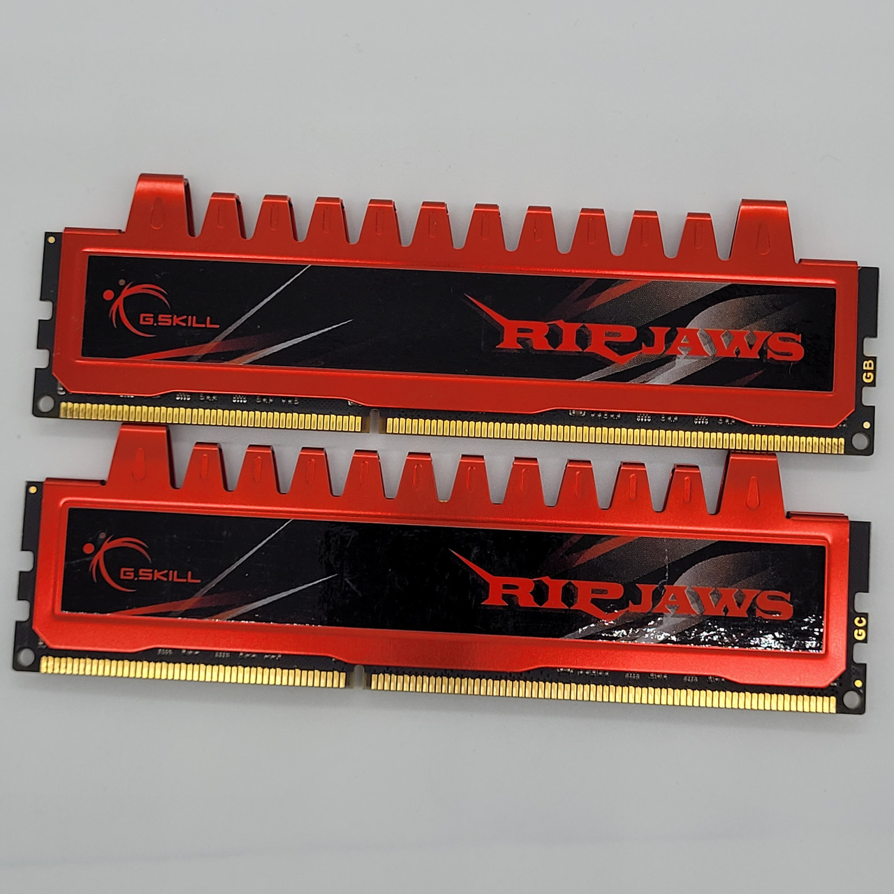 Оперативна пам'ять G.Skill Ripjaws DDR3 8Gb (2x4Gb) 1066MHz PC3-8500U CL7 2R8 (F3-8500CL7D-8GBRL) Б/В