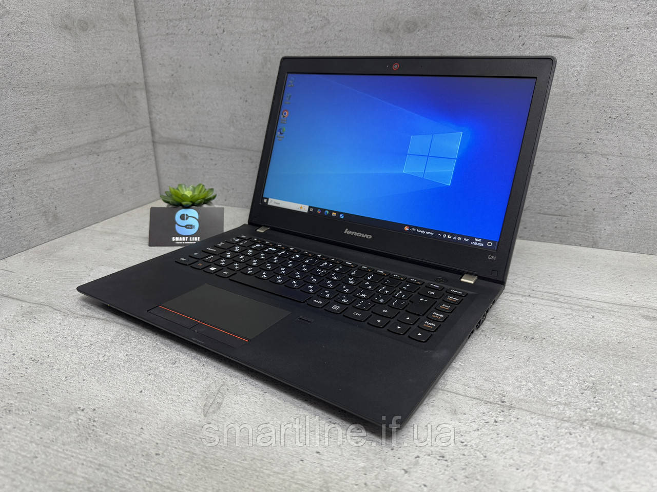 128gb ssd Компактний ноутбук Lenovo Леново E31-70 i3-5005U 13.3”