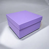 Коробка подарункова з кришкою (150х150х80мм.) лавандова