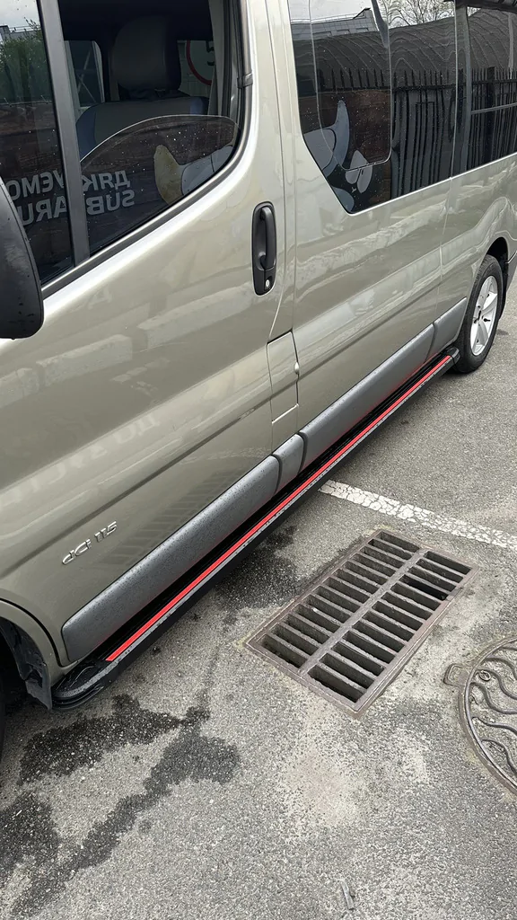 Бічні пороги Maya Red на Nissan NV300 2016+ Пороги майданчики Ніссан НВ300 коротка база 2шт, фото 1