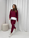 Бордовий жіночий спортивний костюм із двонитки: штани-джогери та кофта з обманкою, фото 2