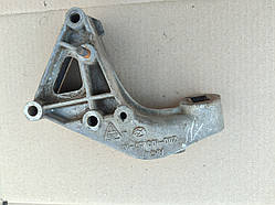 Кронштейн генератора ВАЗ 2110 2112 2170 2172 16 кл..