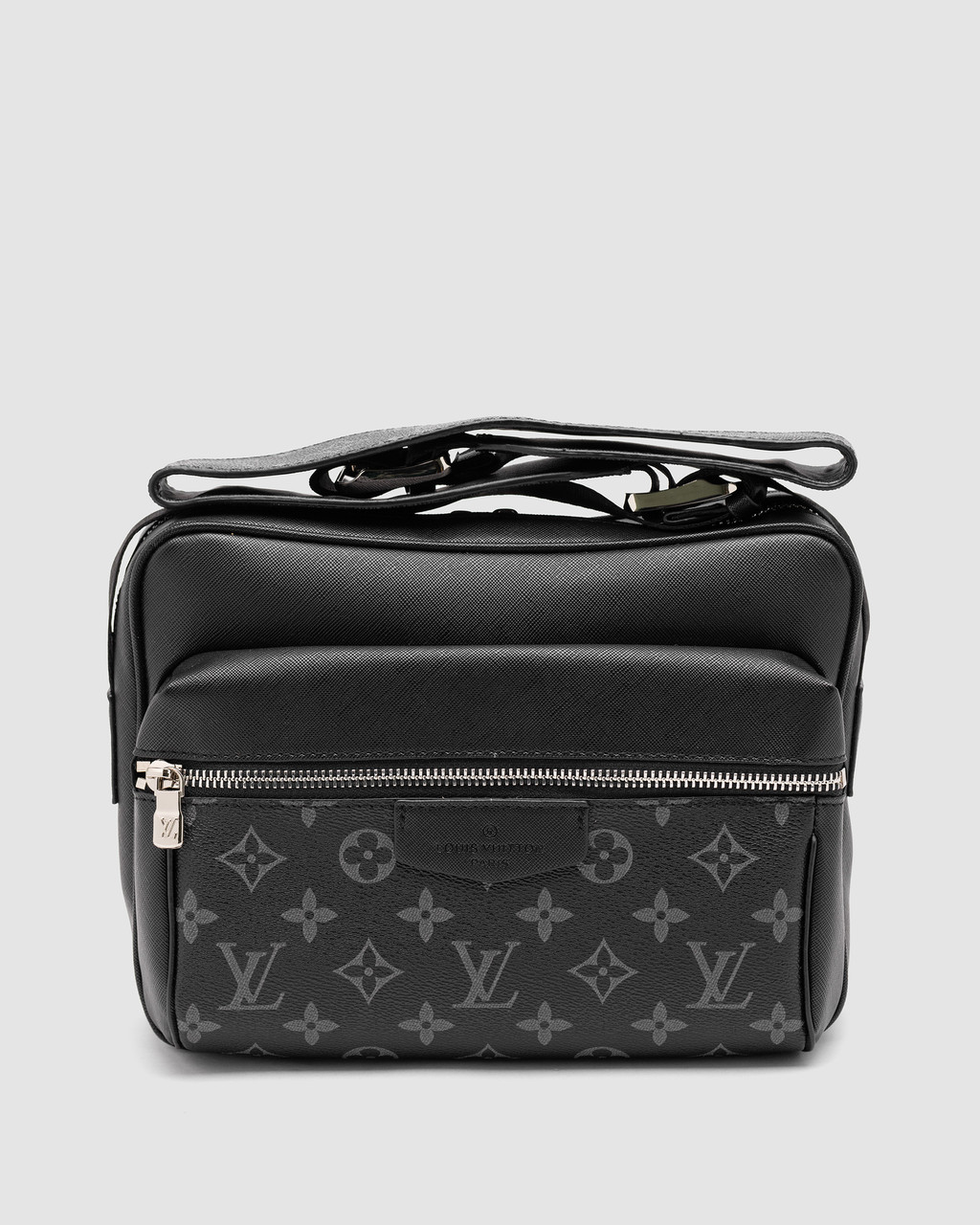 🦁 Louis Vuitton Eclipse Outdoor Messenger Monogram Taiga Black 24 х 18 х 7 см