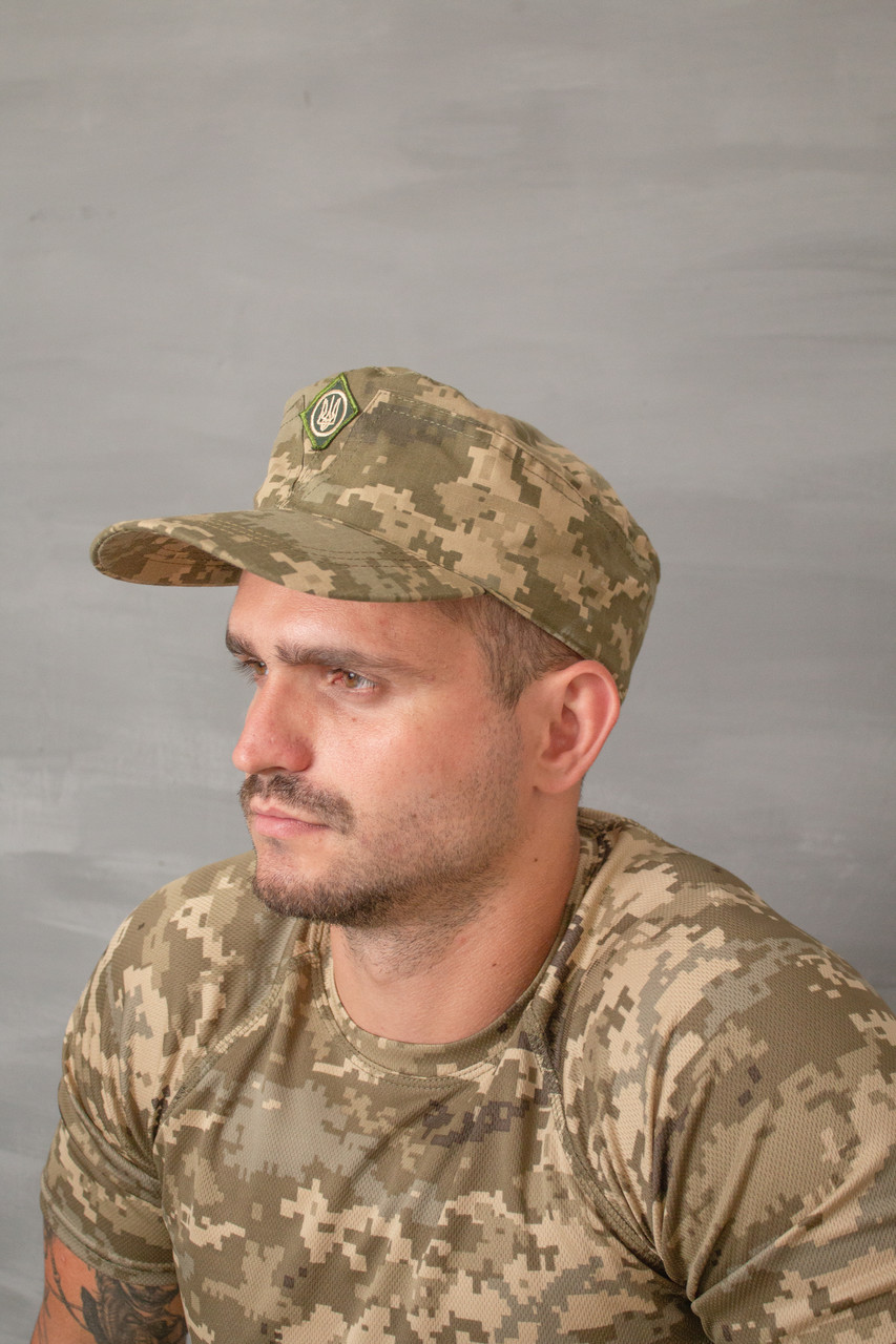 Кепка мазепинка з кокардою (піксель)