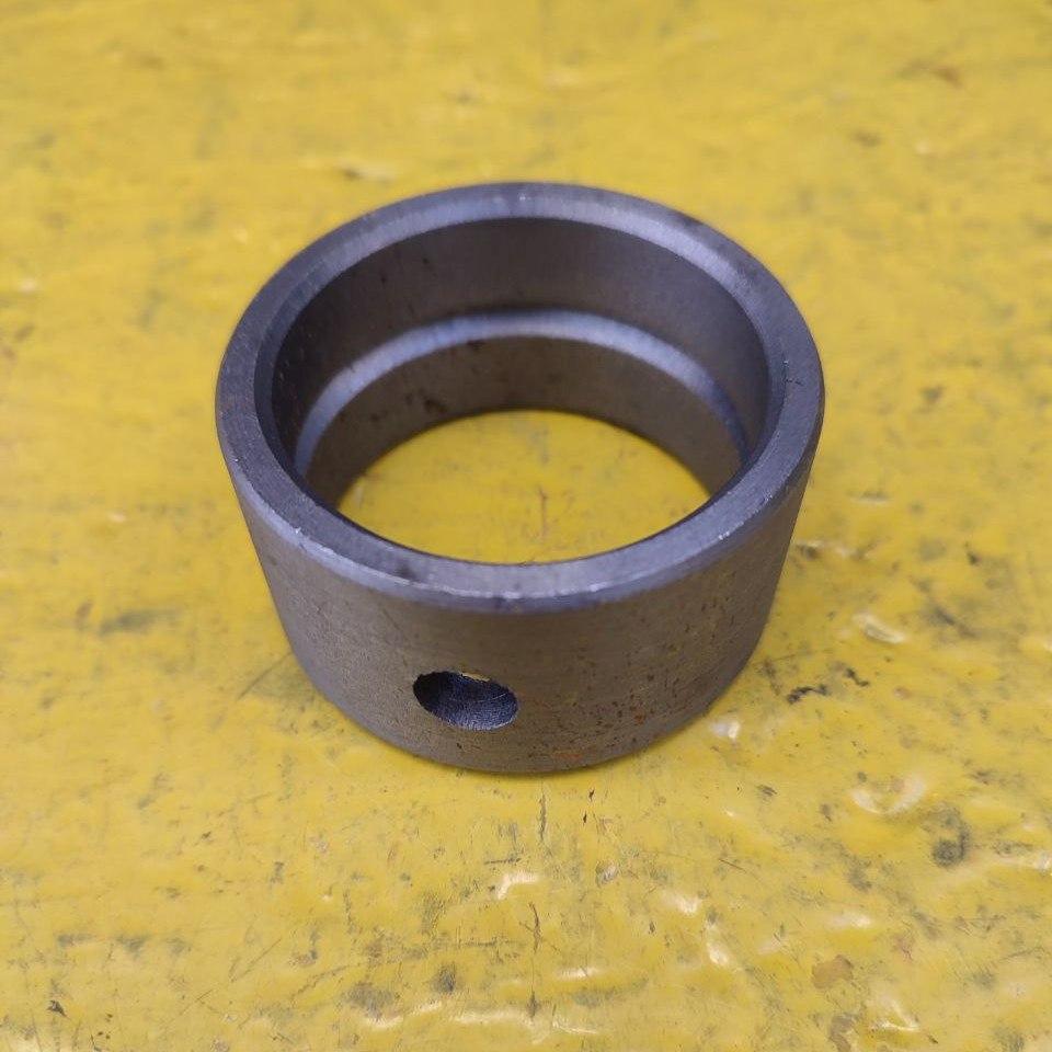 Втулка МТЗ, Д240 розподівала середня, фото 1