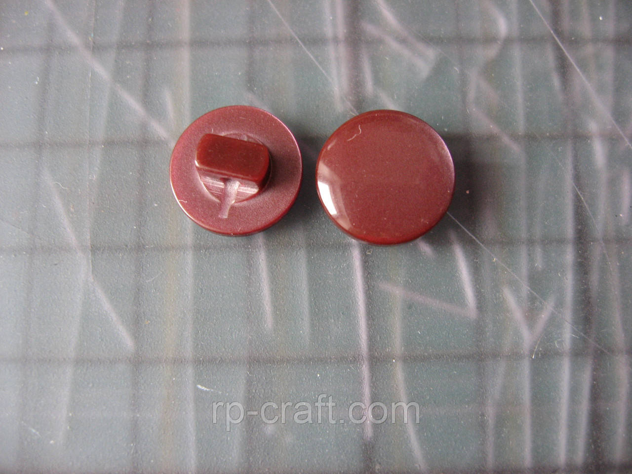 232. Набір пластикових гудзиків, 2 штуки, 5х11х11 мм, коричневі, фото 1