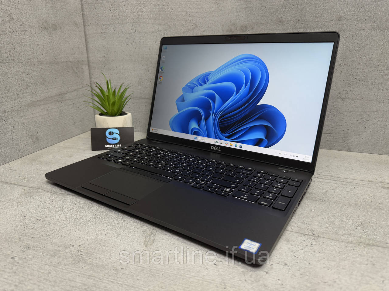 Ноутбук для роботи Dell 5500 8gb ddr4 15.6” 256gb ssd i5-8265U