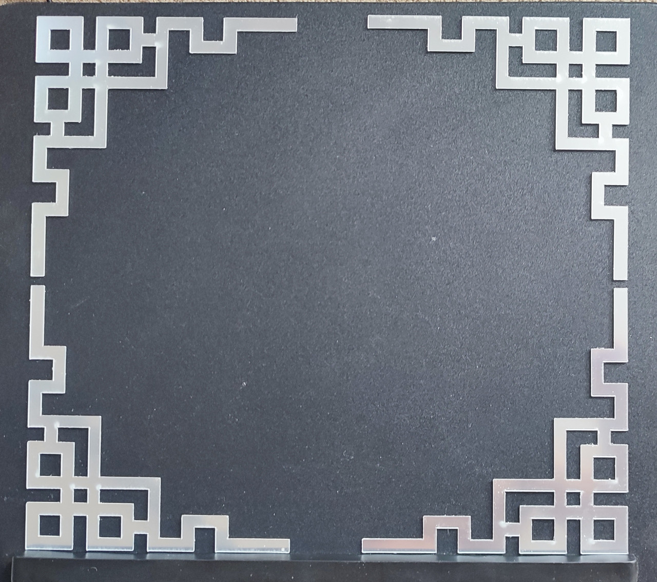 Дзеркальні акрилові наклейки Орнамент кутовий срібло 15 см 4 шт.