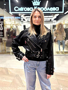 Жіноча косуха зі щільної шкіри 50 см.