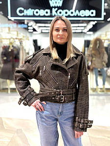 Жіноча шкіряна косуха з імітацією під рептилію