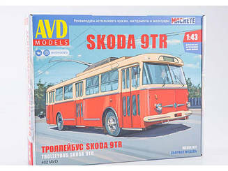 Тролейбус Skoda-9TR | Модель збірна 1:43 | AVD Models