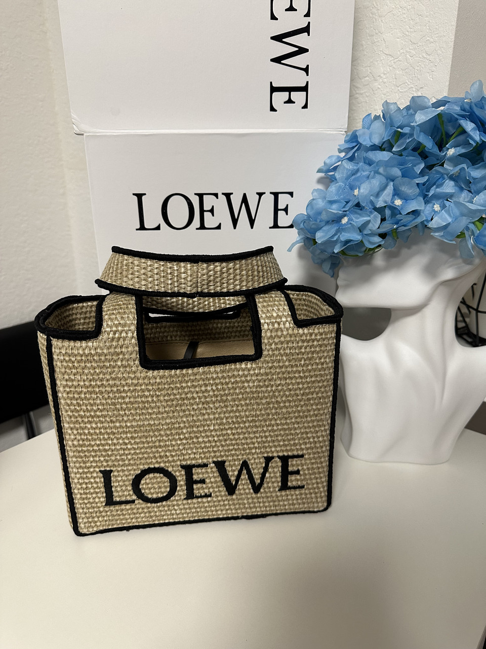 Жіноча брендова сумка Лоєві Tote black/beige 25-20 см, фото 1
