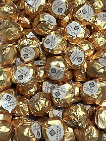 Дубайські цукерки LUX CHOCO # 3109 з фісташкою мигдалем і макадамія 1 кг