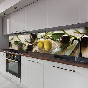 Фото панель універсальна ПЕТ, Самофіксуюча 68 х 305 см (товщина 2 мм) гілки чорних оливок на текстурі дерева