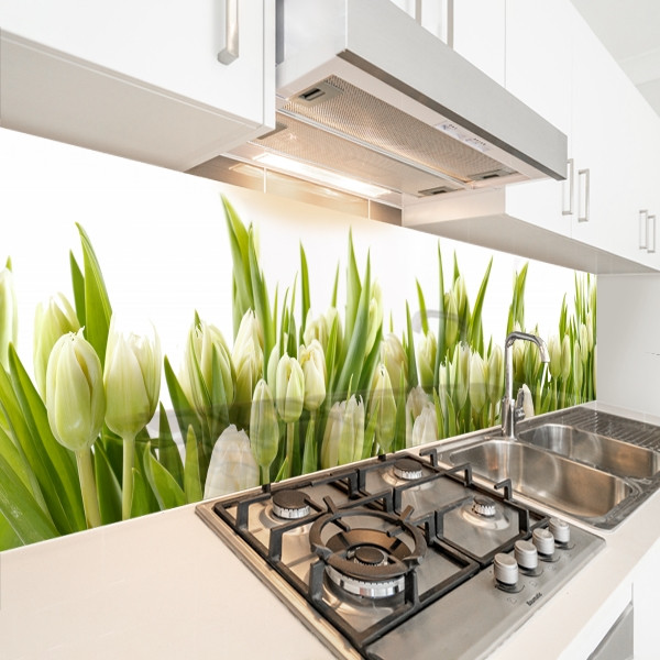 Наклейка на кухонний фартух 60 х 200 см, з захисною ламінацією, білі тюльпани