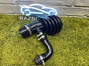 Новий Патрубок повітряного фільтра В50 Вольво 1.6 tdci volvo 50 1475090 1485712 1486600 7M519A673EH 7M519A673EJ