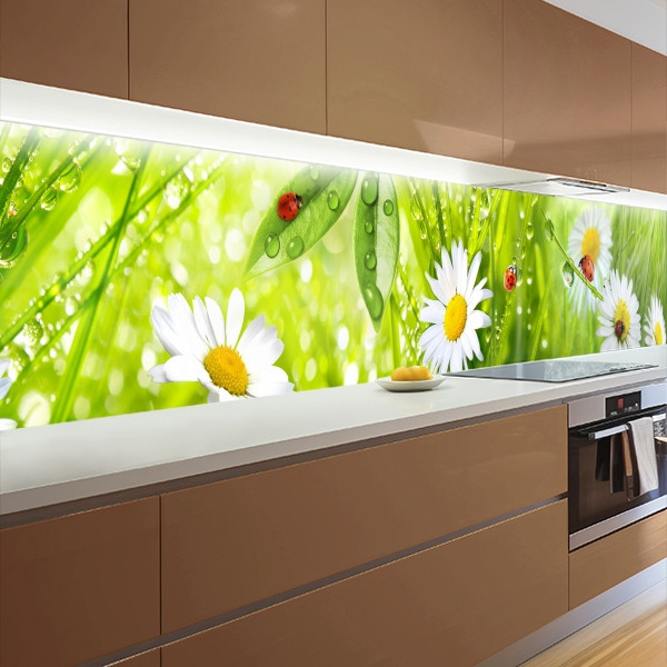 Фото панель універсальна ПЕТ, Самофіксуюча 62 х 205 см (товщина 1,2 мм) білі ромашки серед зеленої трави