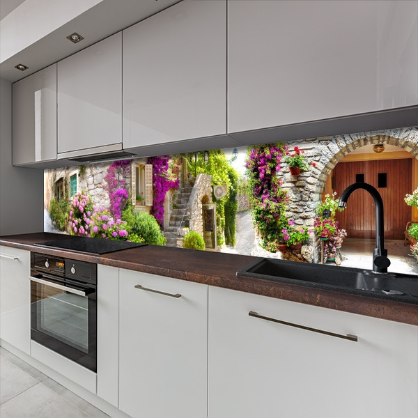 Наклейка на кухонний фартух 60 х 200 см, з захисною ламінацією, старинні вулиці з квітами