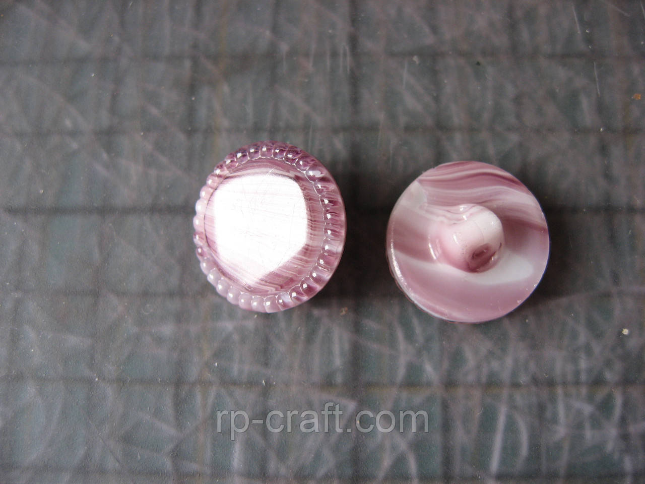 244. Набір пластикових гудзиків, 2 штуки, 8х18х18 мм, бузкові, фото 1