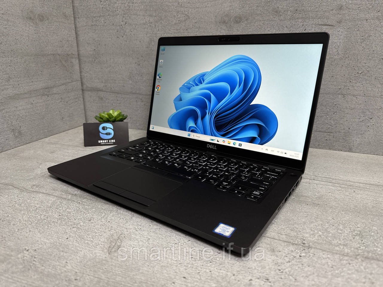 Стильний ноутбук Dell 5400 8gb ddr4 256gb ssd i5-8365u 14” FullHD ips