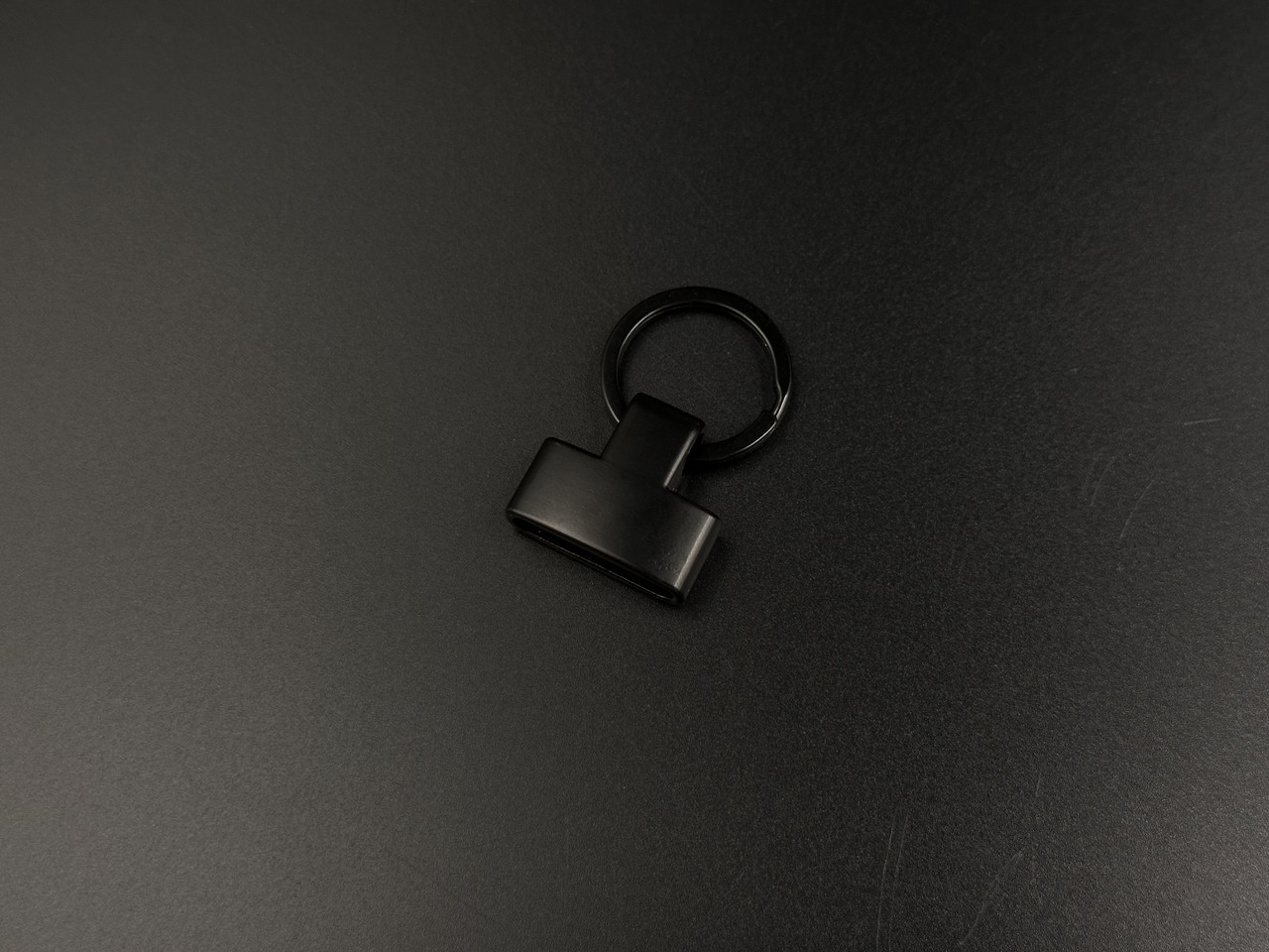 Тримач для брелока 22мм. Колір чорний.