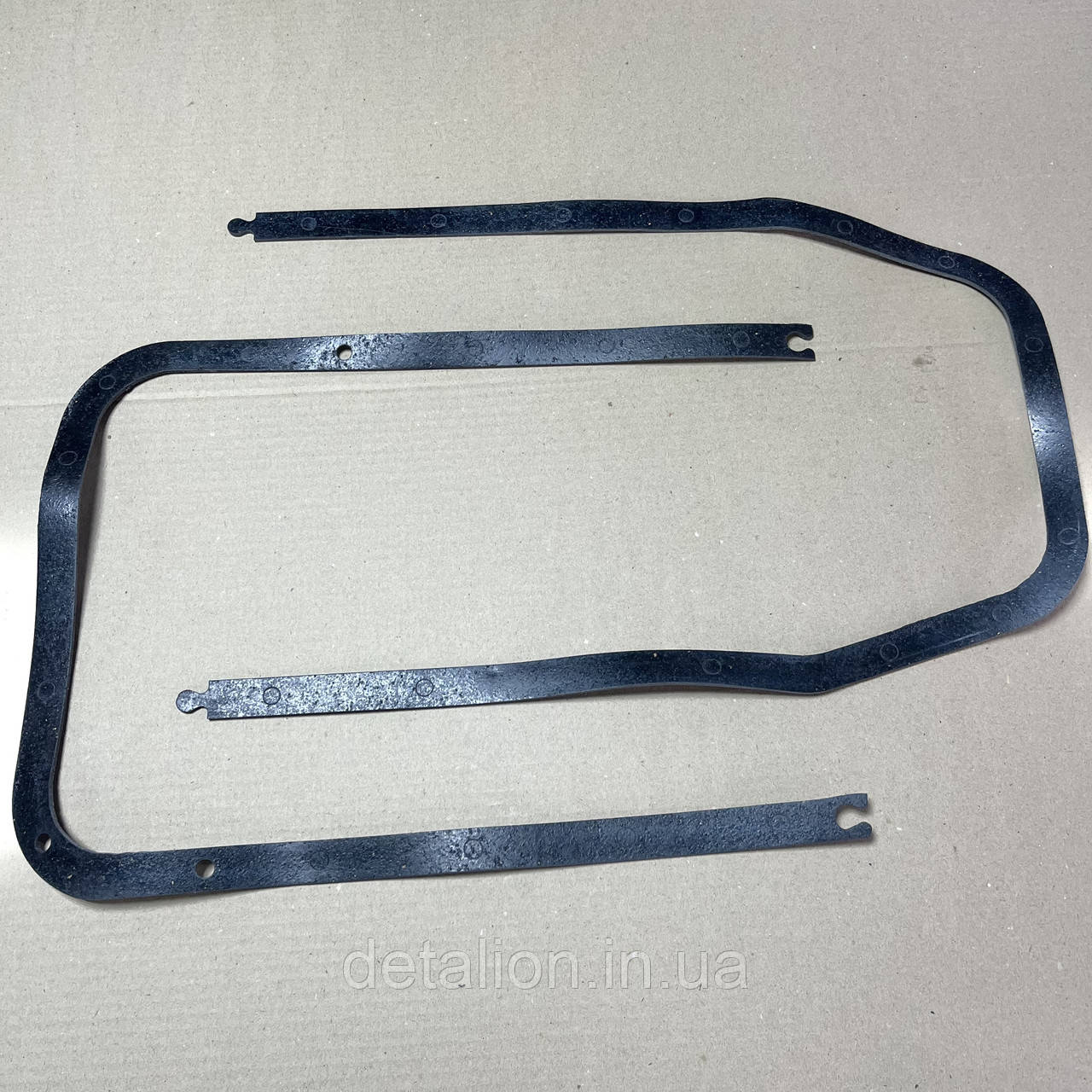 Прокладка картера олійного КАМАЗ (гумо-кришка з двох частин) 740.1009040, фото 1