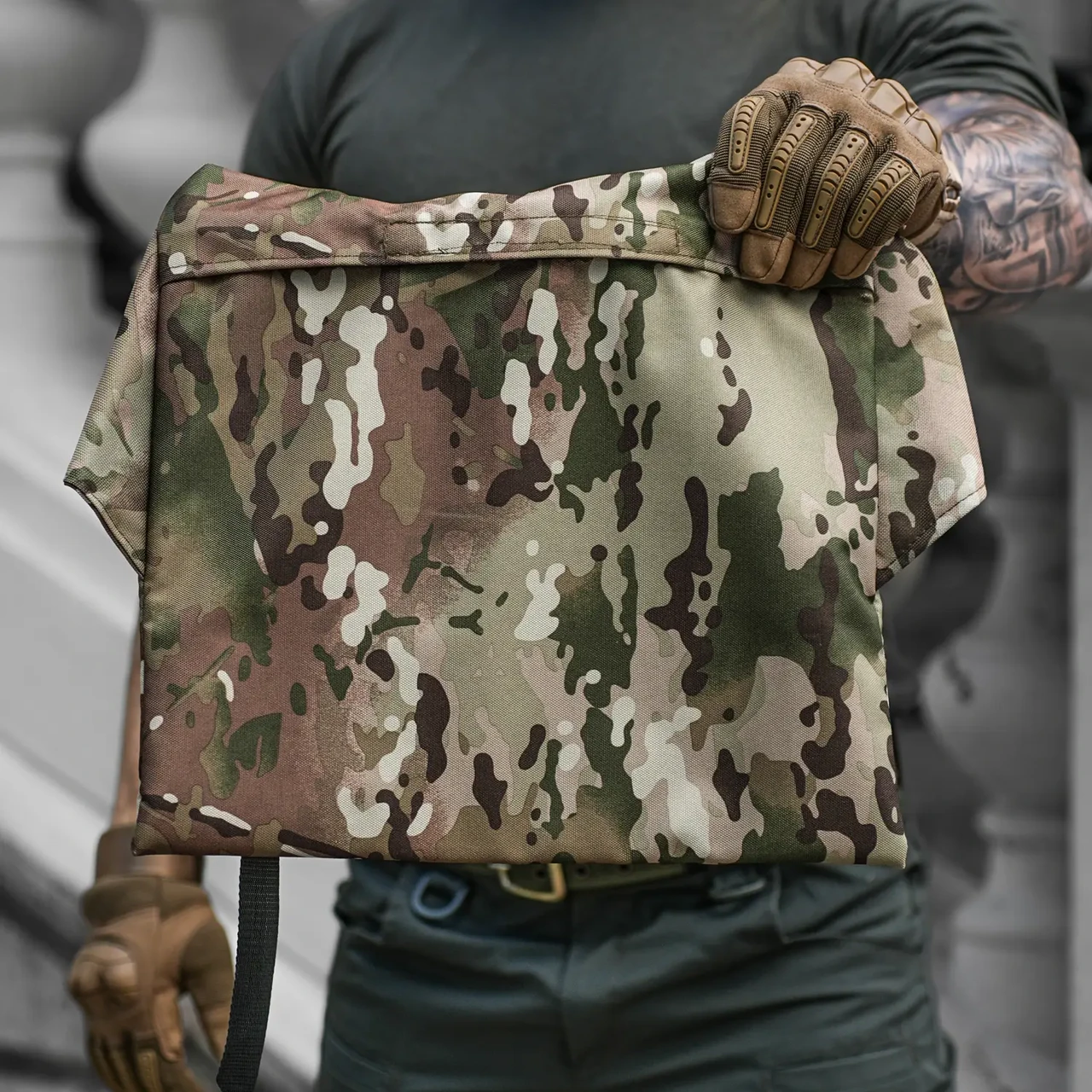 Каремат для сидіння тактичний з кріпленням на пояс Мультикам, фото 1