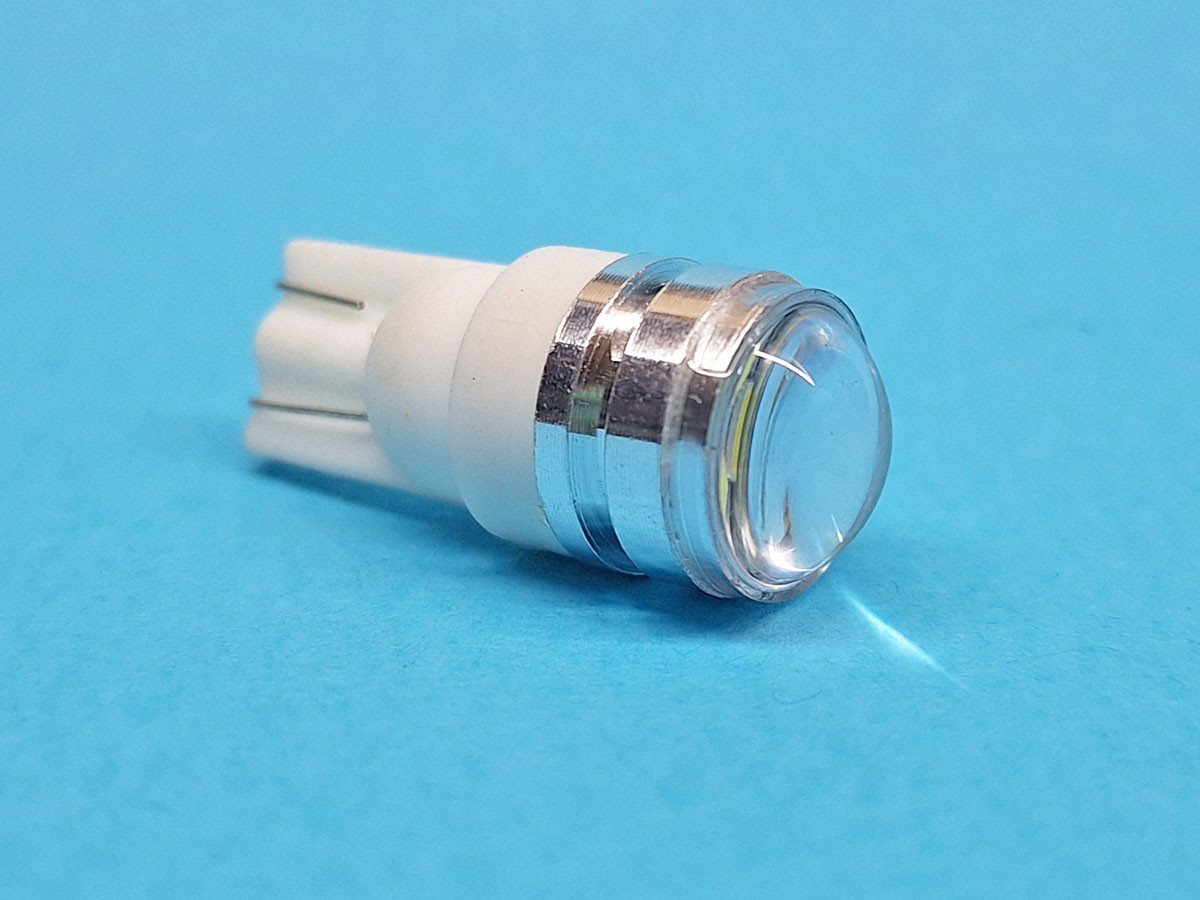 Світлодіодна лампа T10 W2,1x9,5d 3 SMD 5630 12V WHITE з лінзою