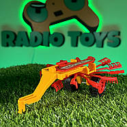 Трактор на радіоуправлінні SUPER FARMER з сівалкою круговою | Трактор на пульті управління Іграшки на радіокеруванні, фото 3