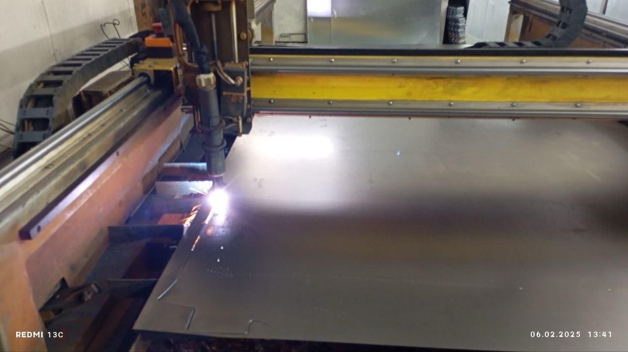 Плазмова різка металу