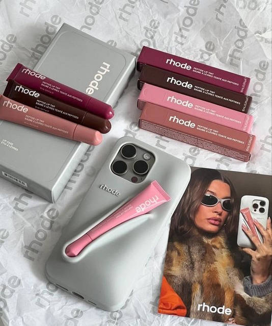 Чехол для телефона Rhode Lip Case Gray для iPhone 14 Pro Max