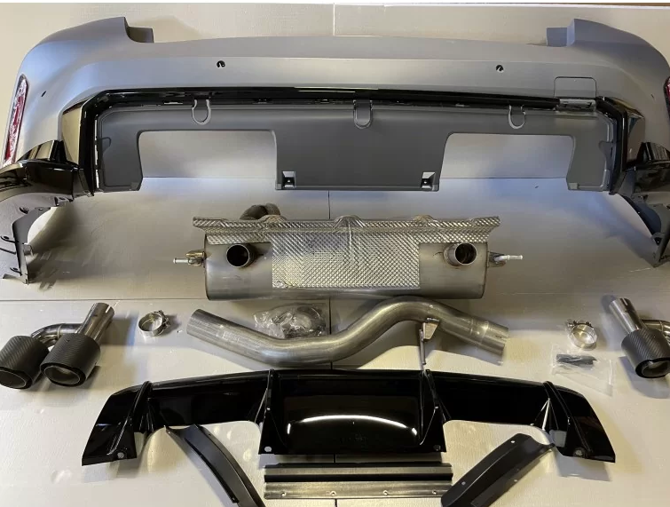 Задній бампер BMW G20 M3, вихлоп по боках, фото 1