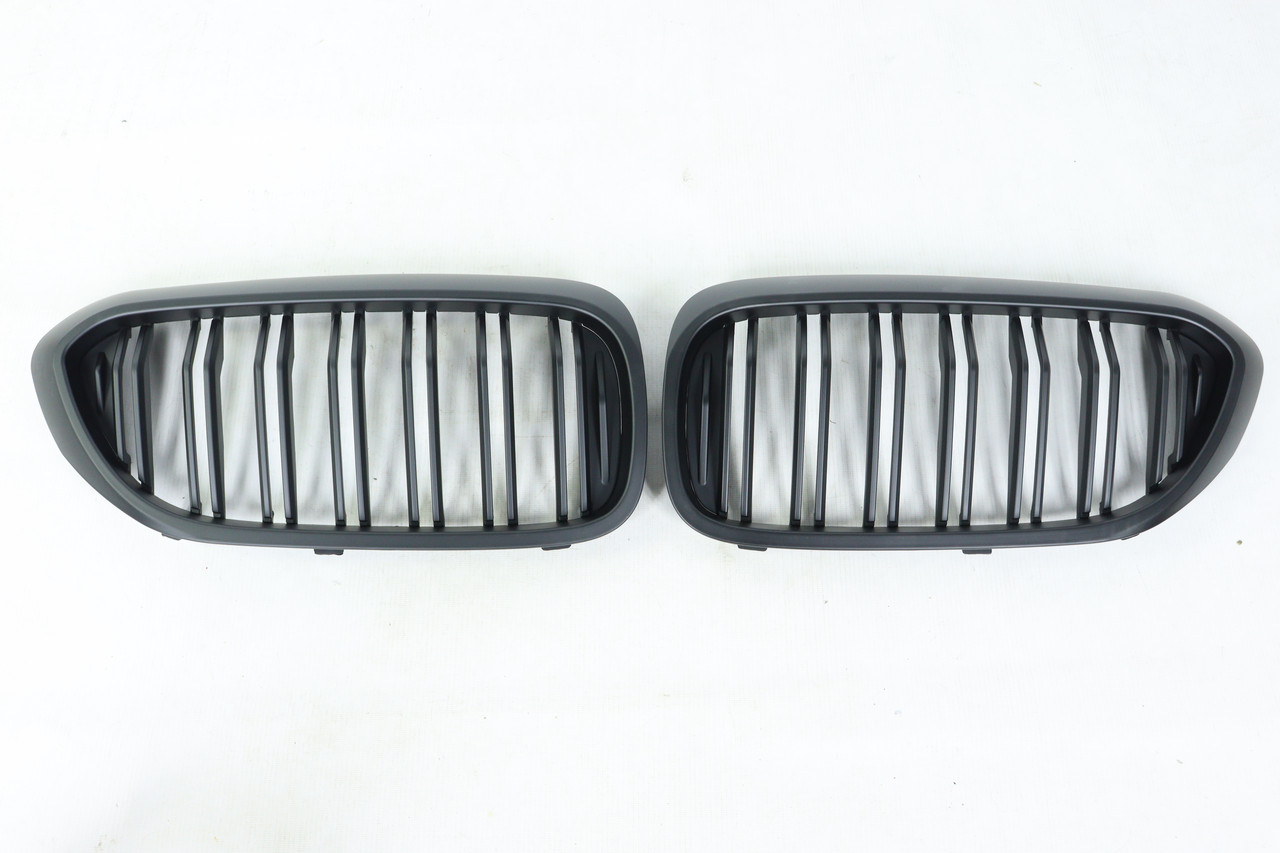 Решітка радіатора (ніздрі), чорний мат, стиль М-Pak BMW 5 G30 2017-2020, фото 1