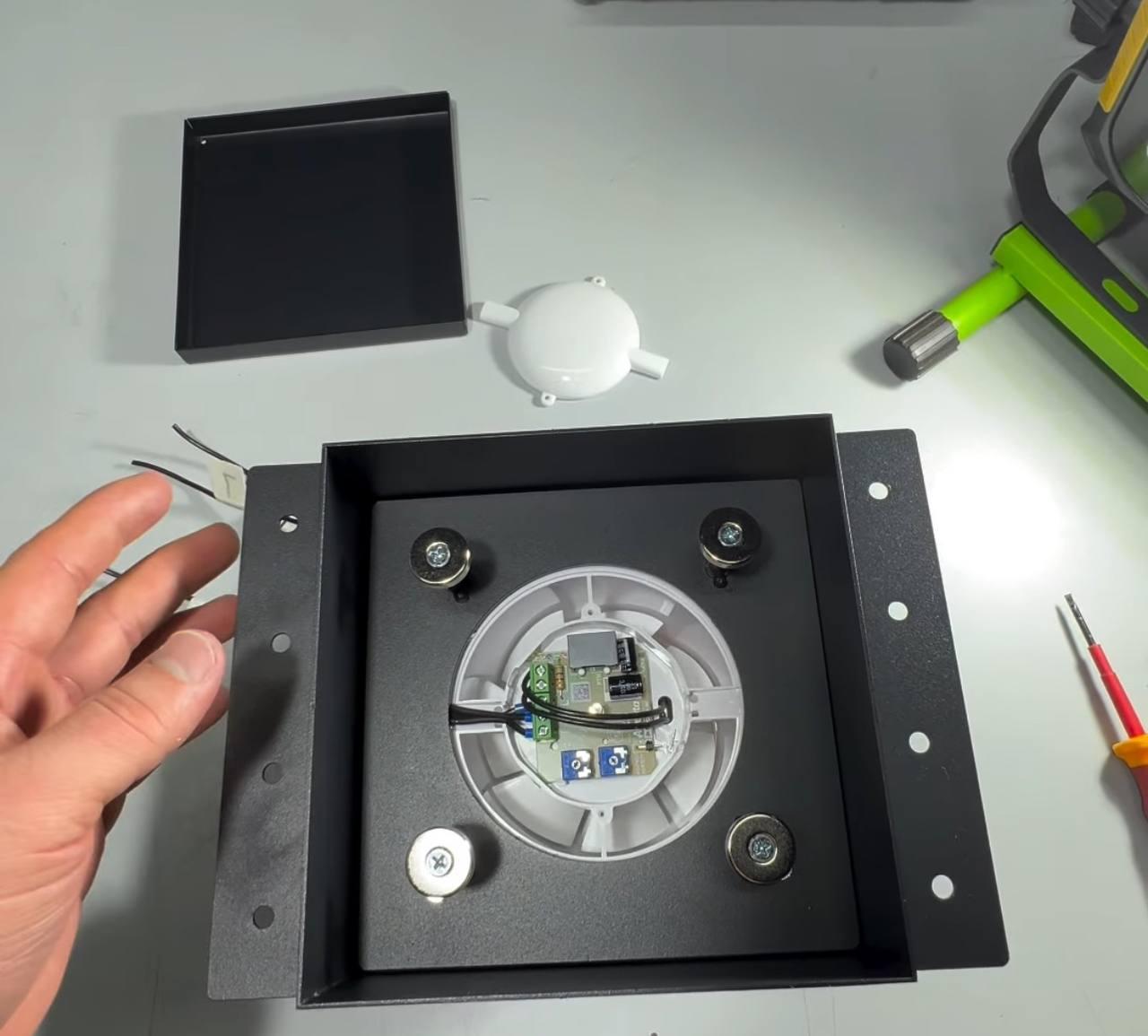 Витяжка (каркасна) прихованого монтажу 100мм (пластиковий, чорний), фото 1