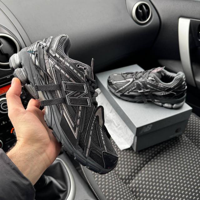 Мужские кроссовки New Balance 1906
