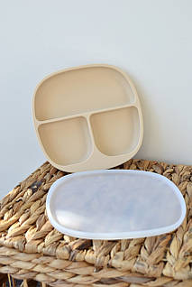 Тарілка силіконова секційна на присосці з кришкою, Ivory