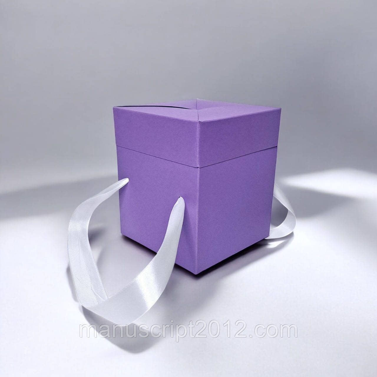 Коробка-трансформер подарункова з ручками (130х130х150мм.) лавандова