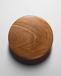 Круглий об'ємний дерев'яний настінний гачок для одягу ГОРІХ