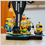 Конструктор LEGO Despicable Me 4 Гру та міньйони з кубиків 839 деталей (75582), фото 7