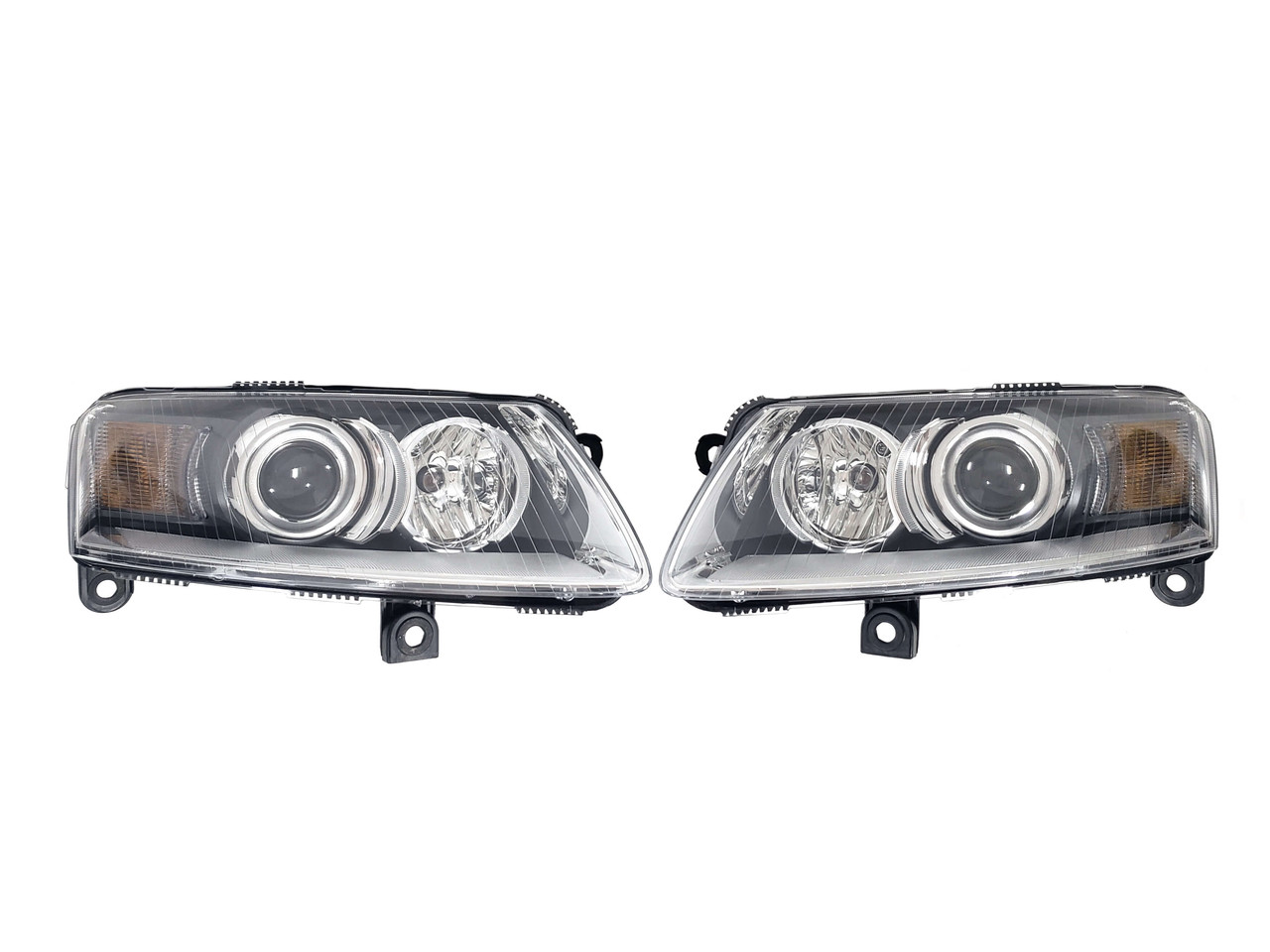 Передні фари  ( Bi-Xenon дорестайл ) без блоків на Audi A6 C6 2004-2011 року