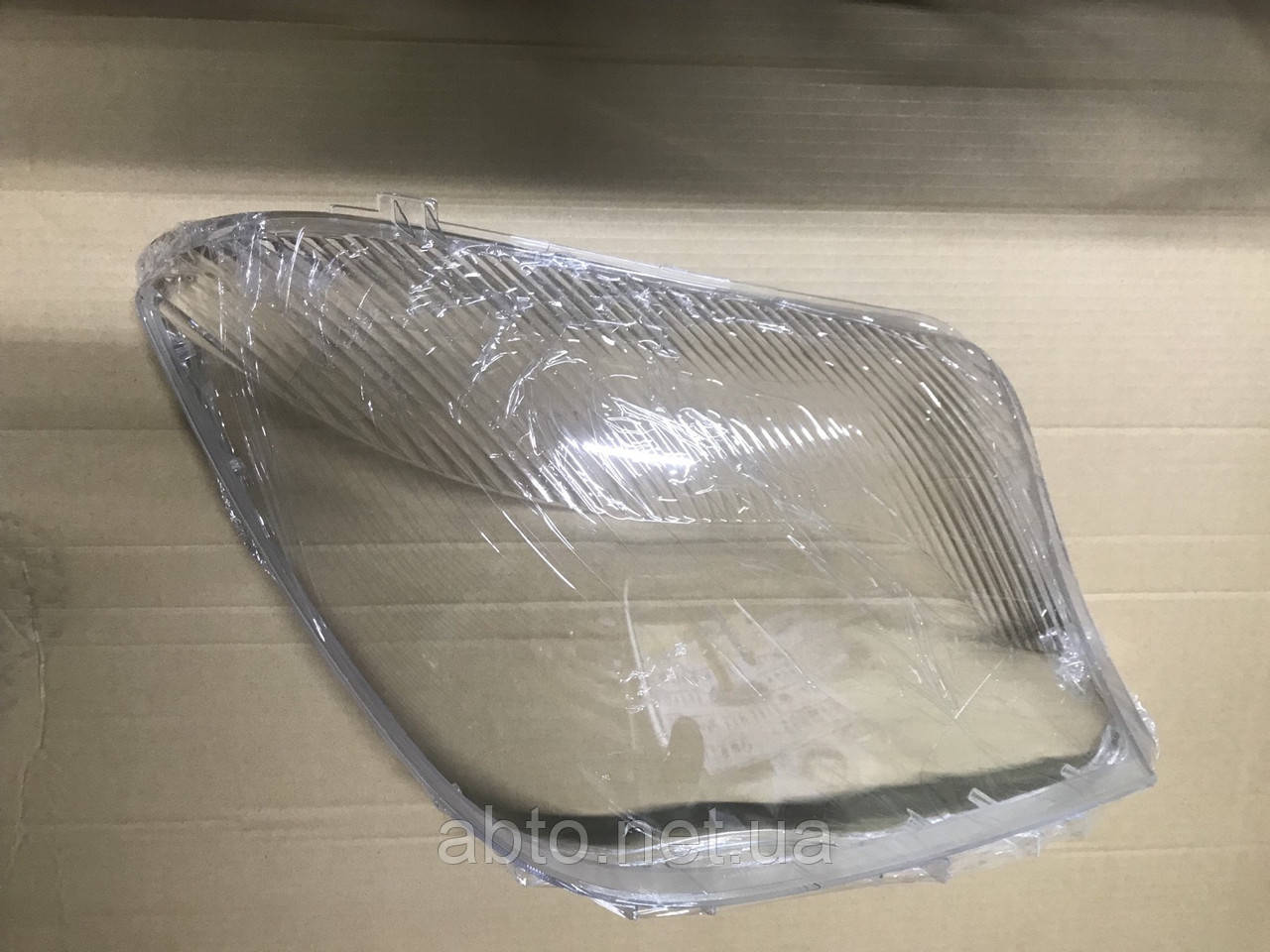 Скло фари, праве Mercedes Benz Sprinter 14-18
