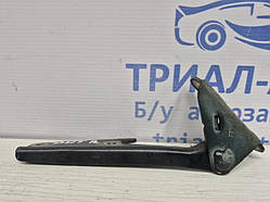 Петля капота права Mitsubishi Outlander CU 2.4 БЕНЗИН 4G69 2003 (б/у)