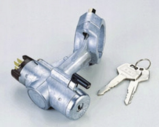 Замок запалювання, контактна група Nissan Sunny III N14 90-96 року.