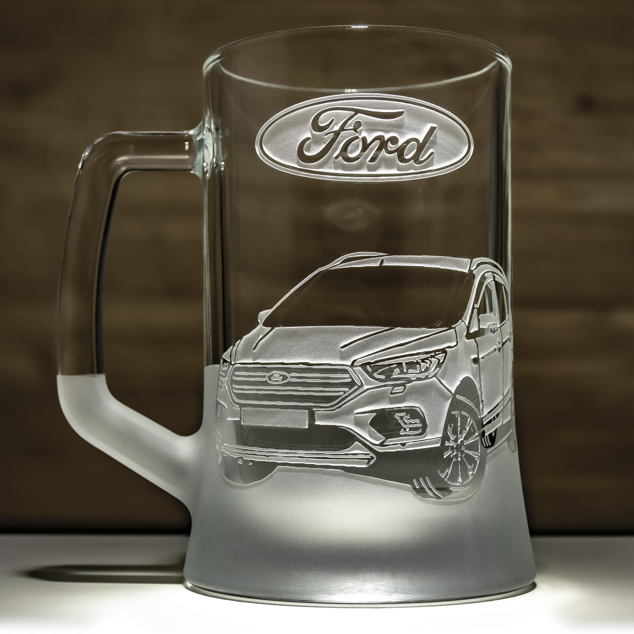 Пивний келих з гравіюванням автомобіля Ford Kuga Форд Куга - подарунок для водія, фото 1