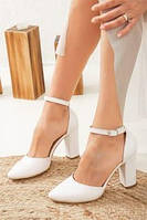 Жіночі білі босоніжки закриті розмір 39