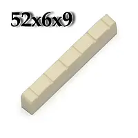 Поріжок для класичної гітари (бичача кістка) 52x6x9 + медіатор в подарунок